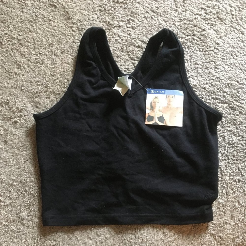 GAIAM Large cropped workout top-NWT